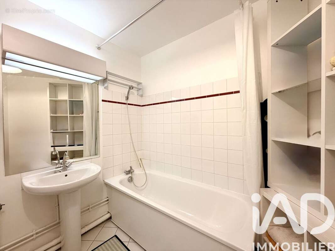 Photo 9 - Appartement à LE PLESSIS-ROBINSON