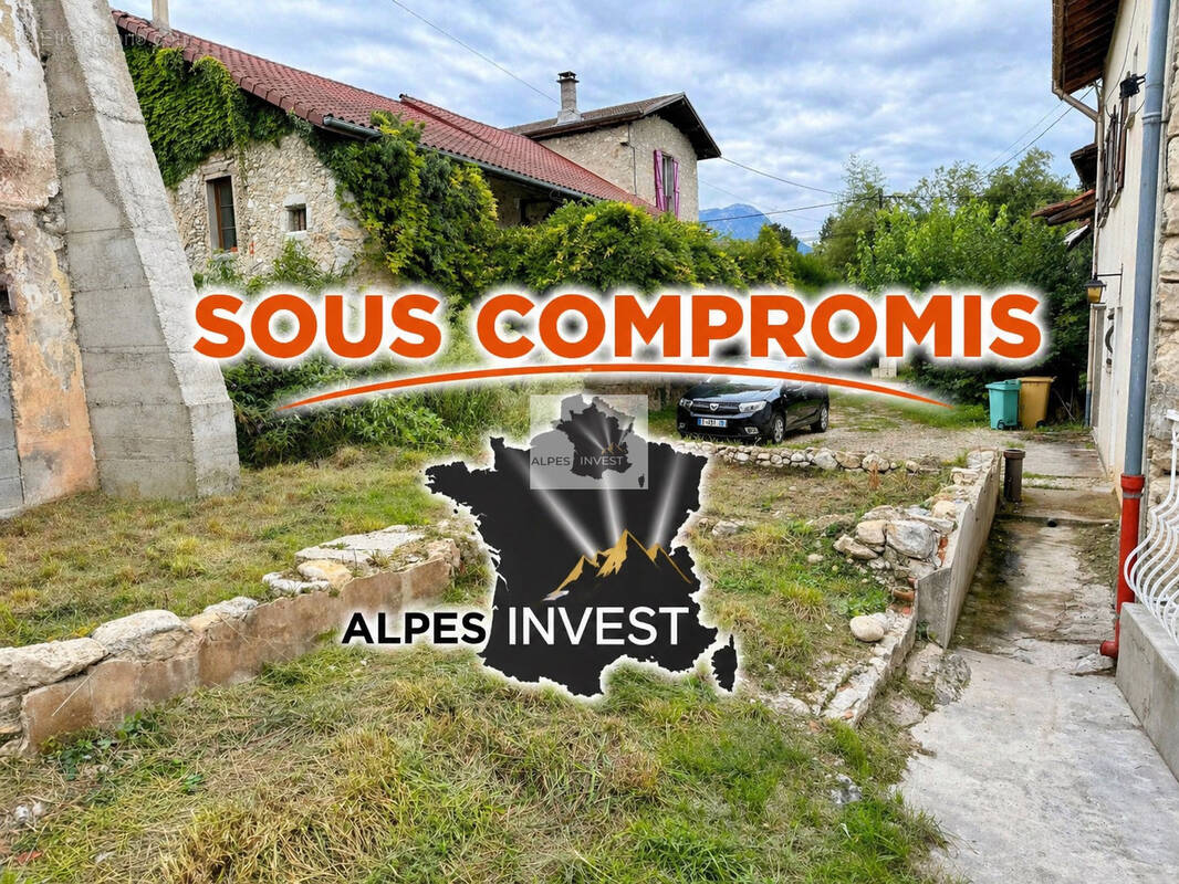 Terrain à CHAPAREILLAN