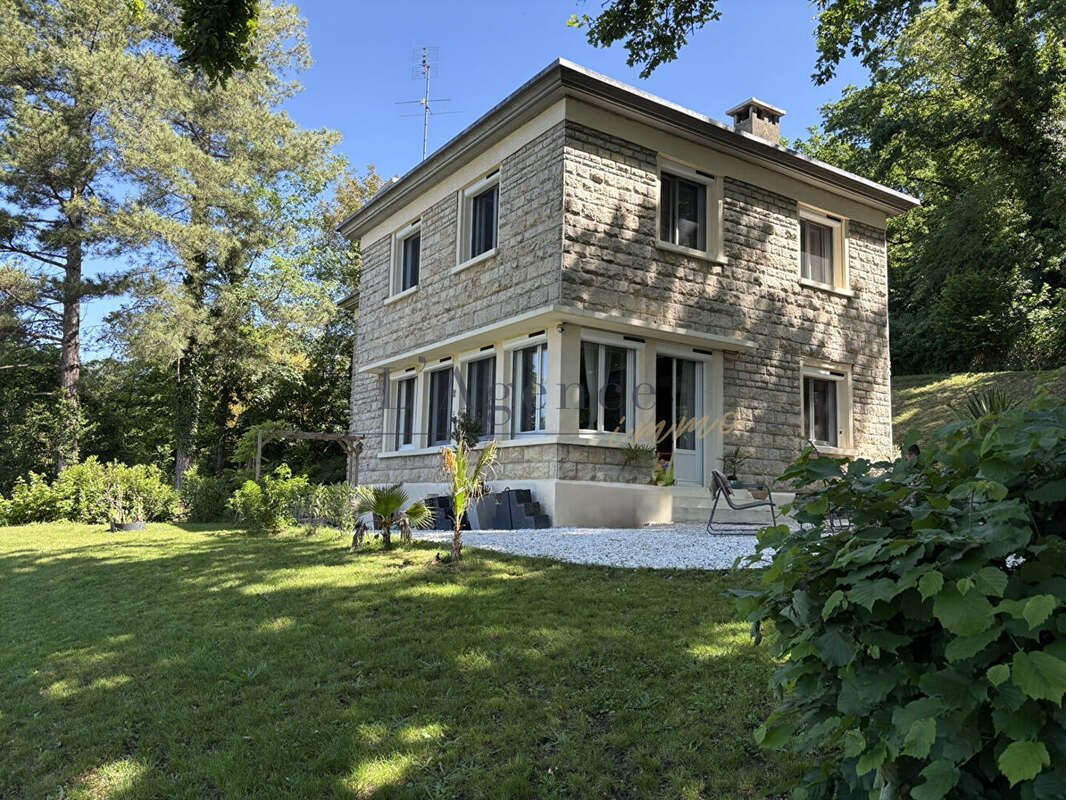 Maison à VERNEUIL-EN-HALATTE