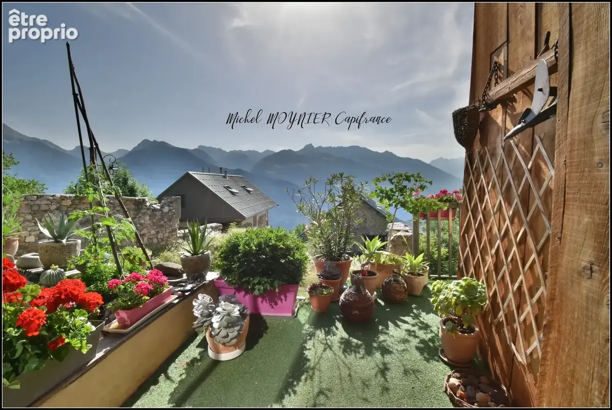 Aux Seyes, commune de Champcella, grande maison de montagne rénovée pour résidence principale, gîte ou chambres d’hôtes - photo 4