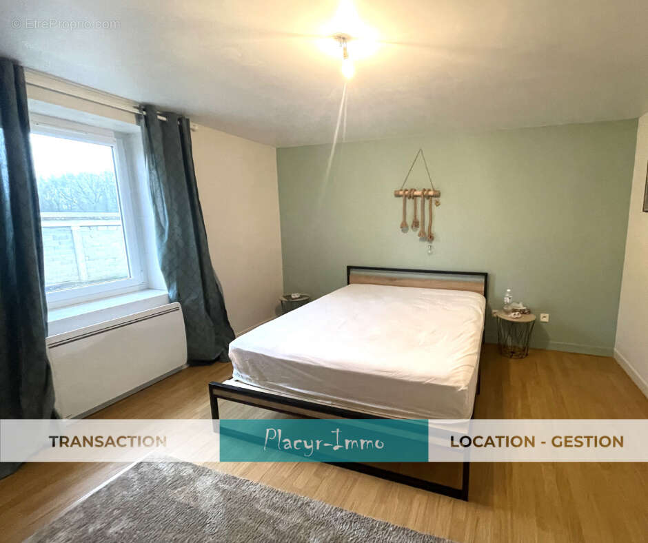 Appartement à BAGE-LA-VILLE