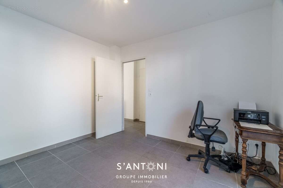 AGDE - CAYRETS - Appartement T3 en RDC avec Garage et Parking - photo 14