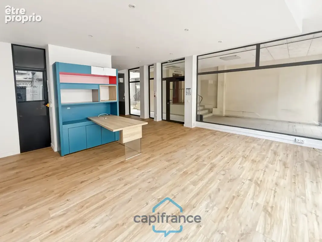 Dpt Landes (40), à vendre AIRE SUR L'ADOUR Local/Bureaux de 72m² utilisables + cave, bon emplacement au centre-ville - photo 3