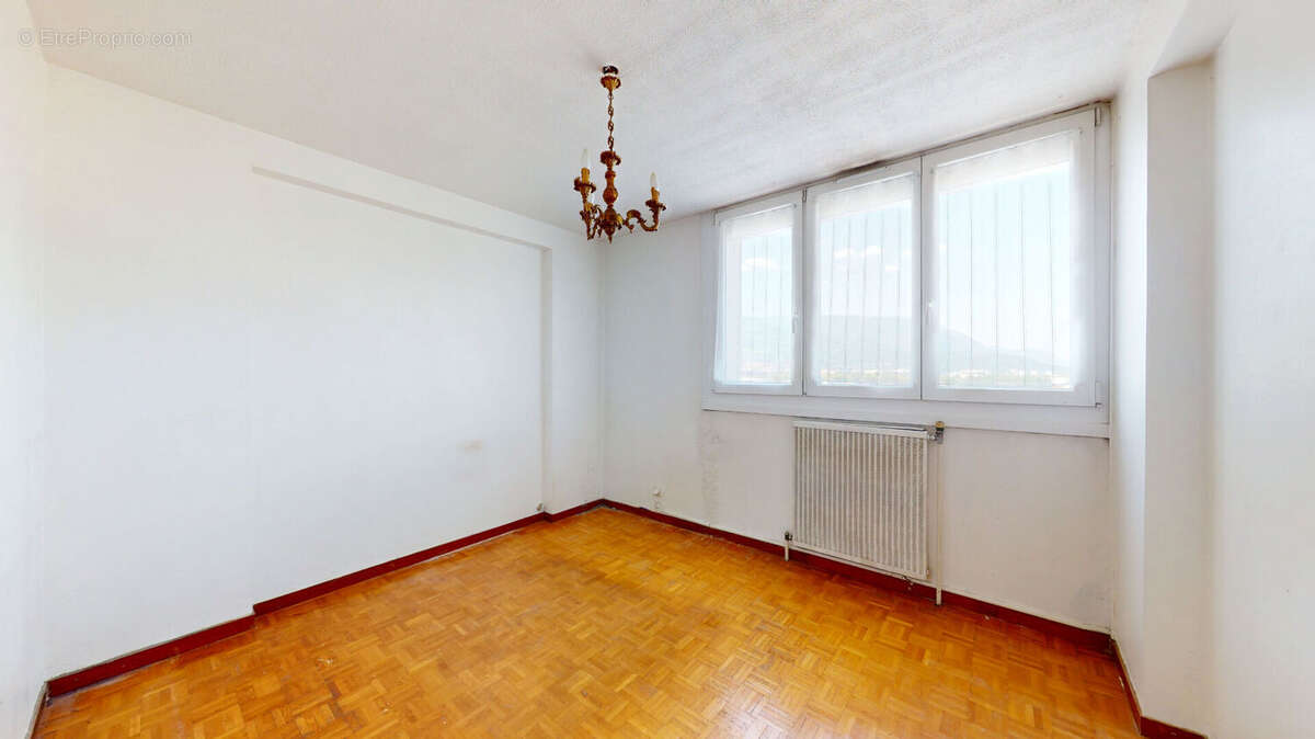 Appartement à ECHIROLLES