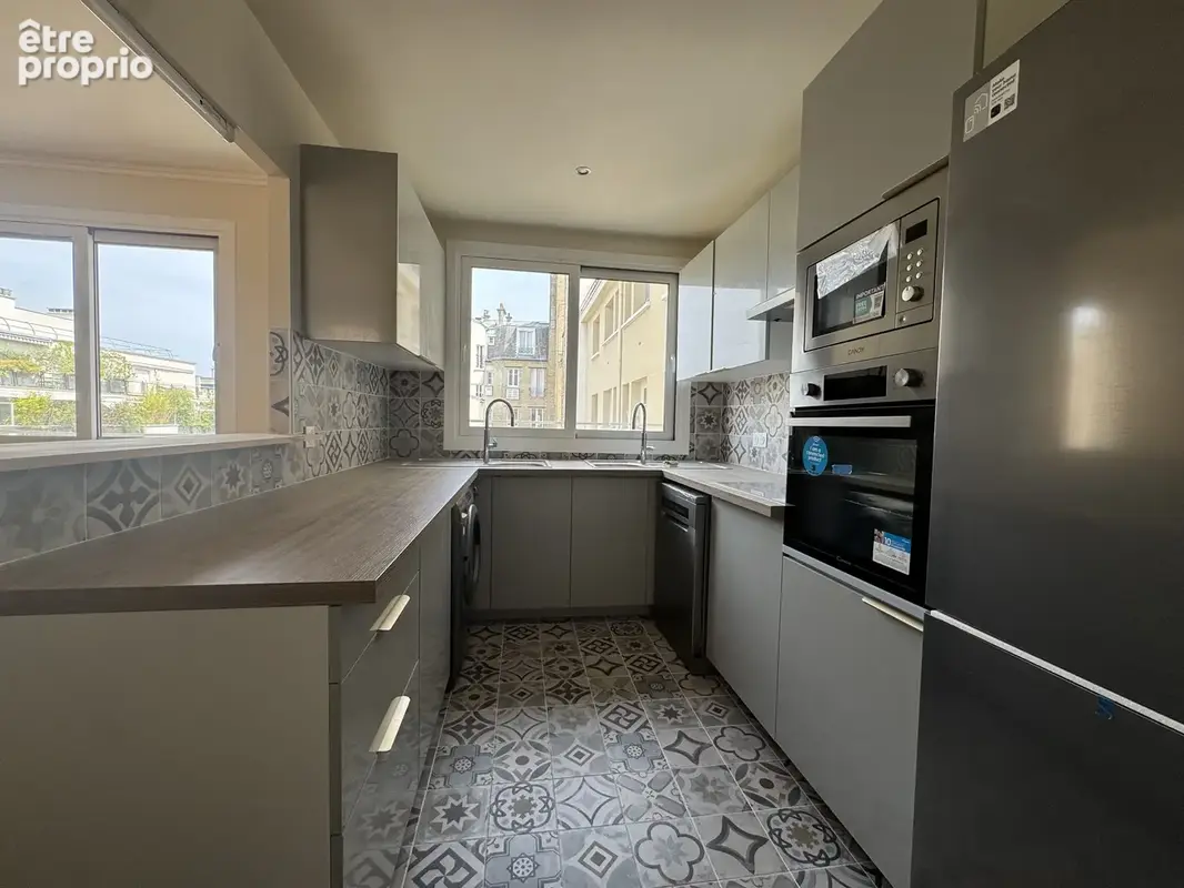 Photo 2 - Appartement à NEUILLY-SUR-SEINE