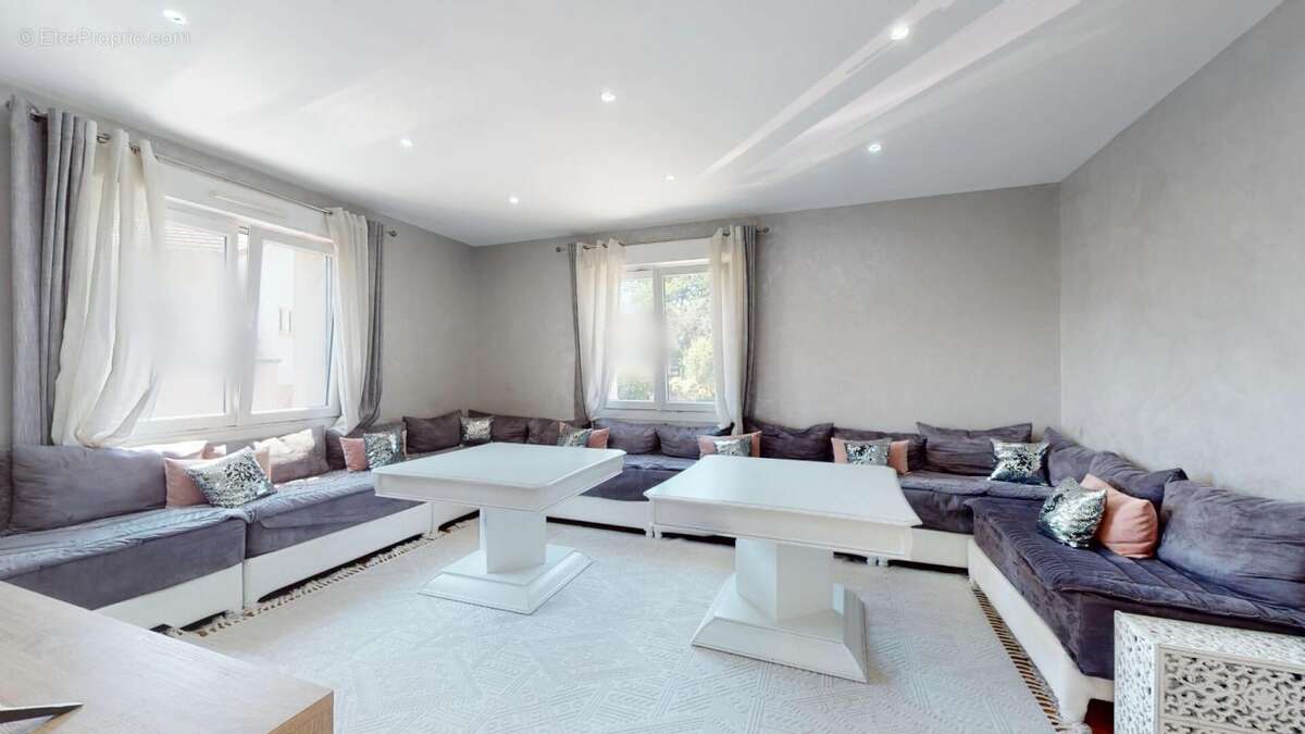 Maison à AUDINCOURT