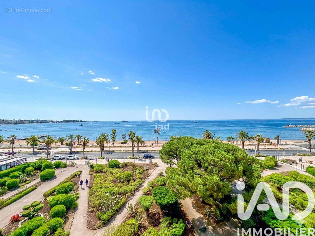 Photo 1 - Appartement à FREJUS