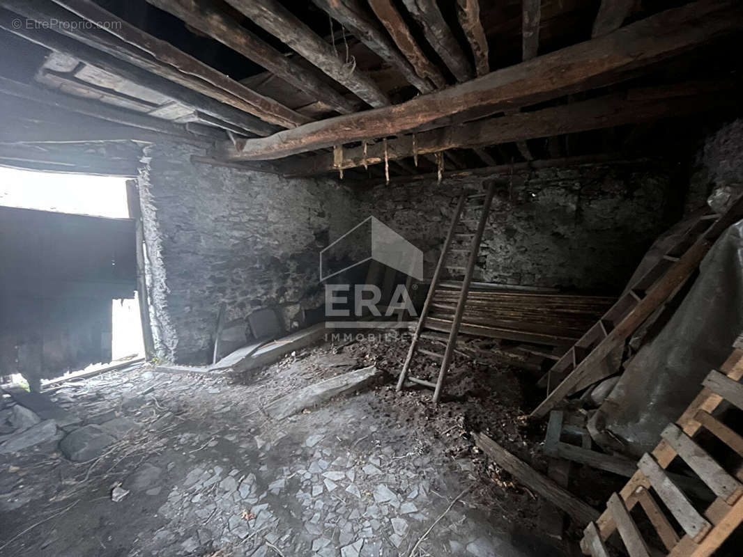 Maison à VILLELONGUE