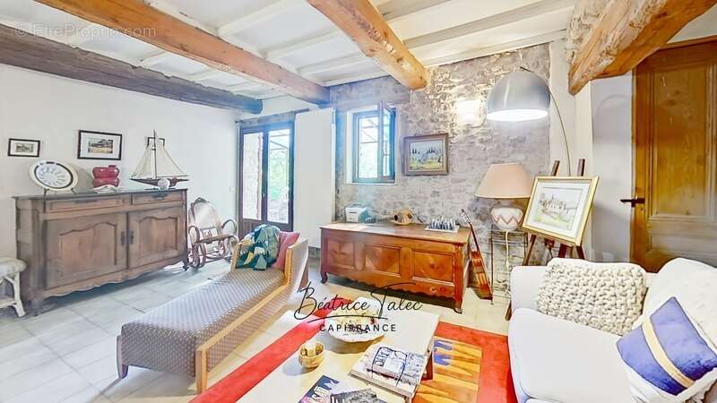 Maison à FORCALQUIER