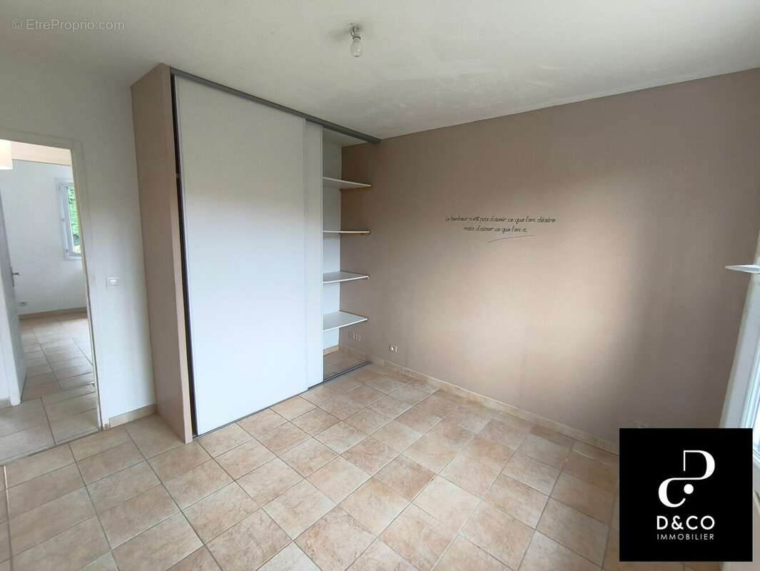 Maison à CHARNAY-LES-MACON