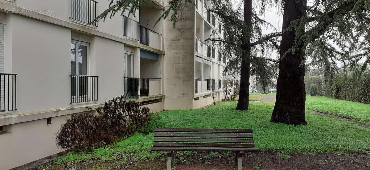 Appartement à COGNAC
