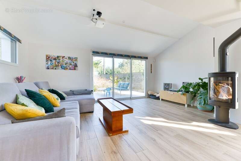 Maison à LA TURBALLE