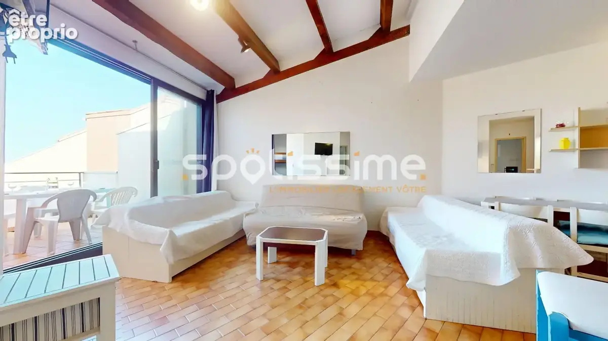 Cap d'agde  avant-port  grand studio cabine avec terrasse et solarium privé vue port - photo 4