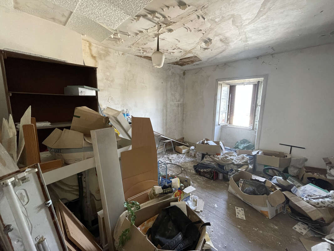 Maison à LAQUEUILLE