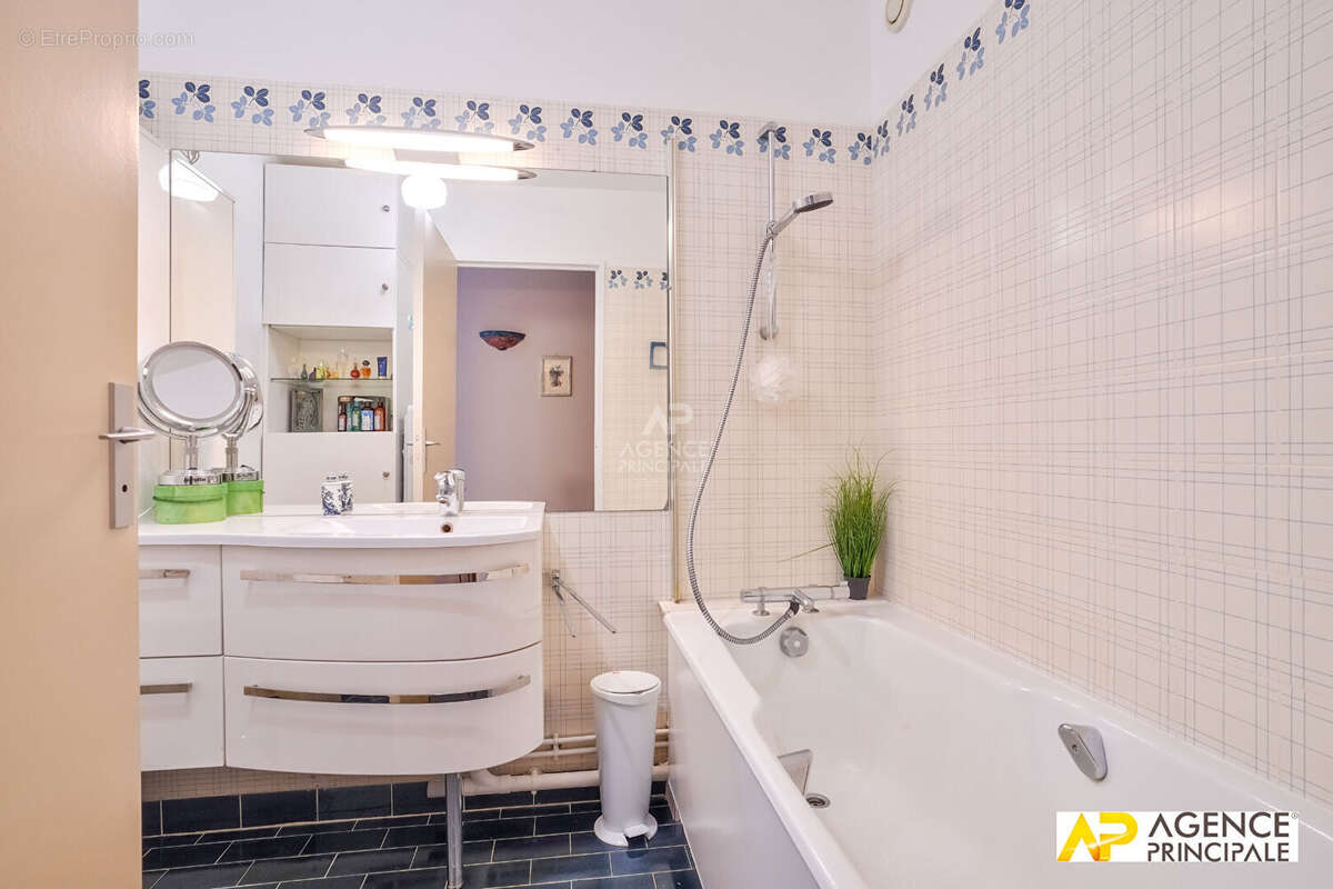 Appartement à MAISONS-LAFFITTE
