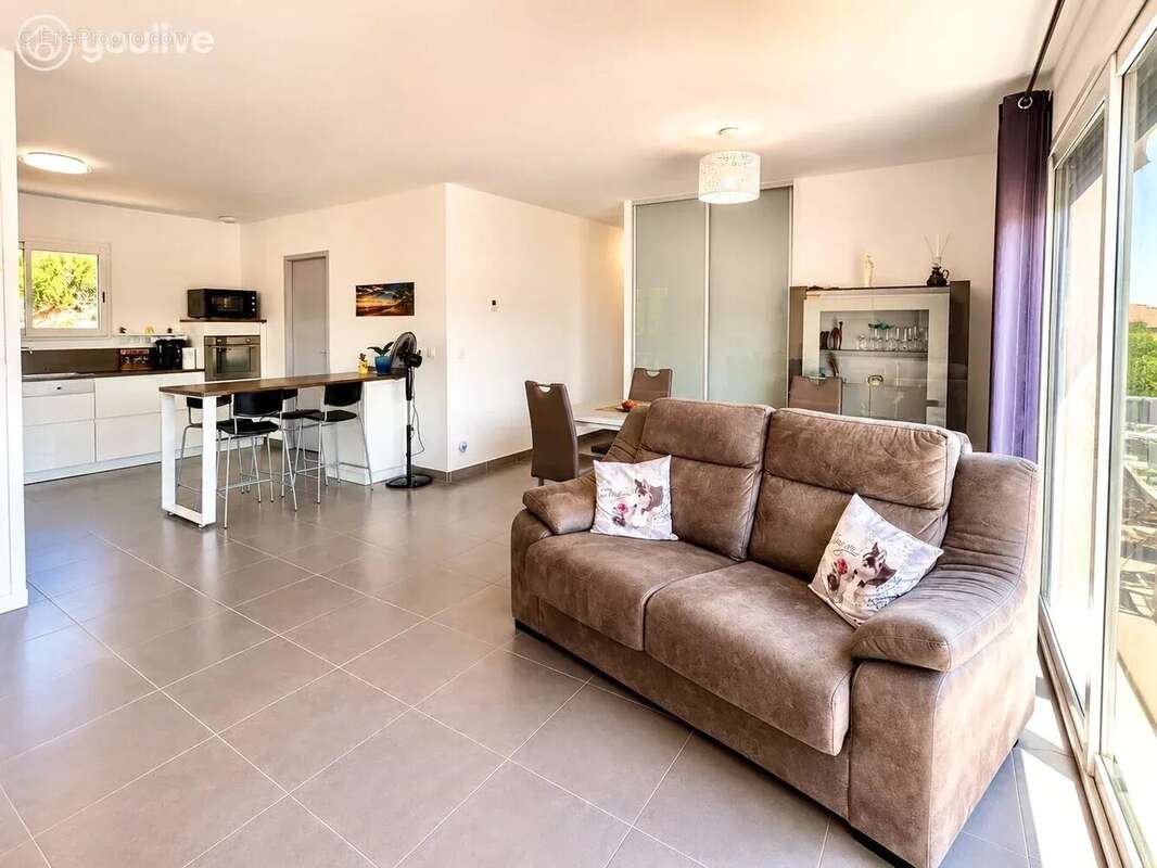 TRAVO – Belle villa T5 de 114 m² avec vue mer et montagne - photo 4
