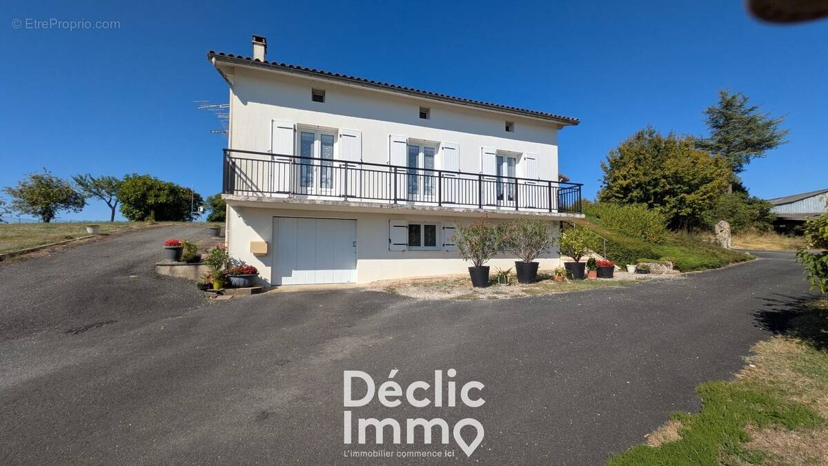 Maison à VILLEFAGNAN