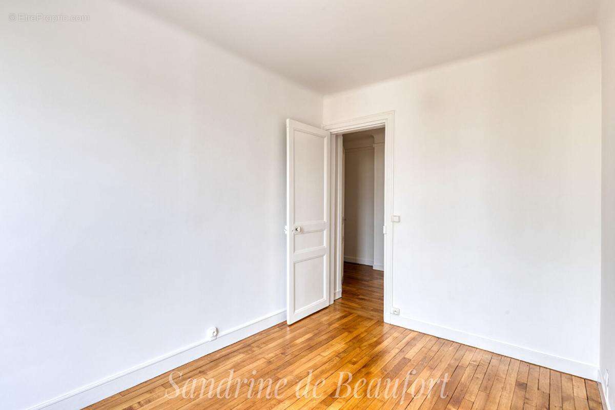 Appartement à PARIS-15E