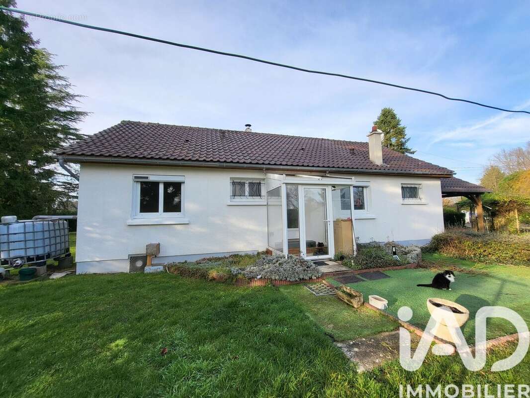 Photo 3 - Maison à NOYERS