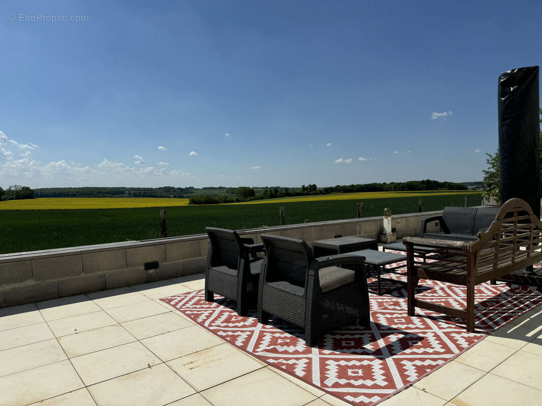 Maison à CHAMBEUGLE