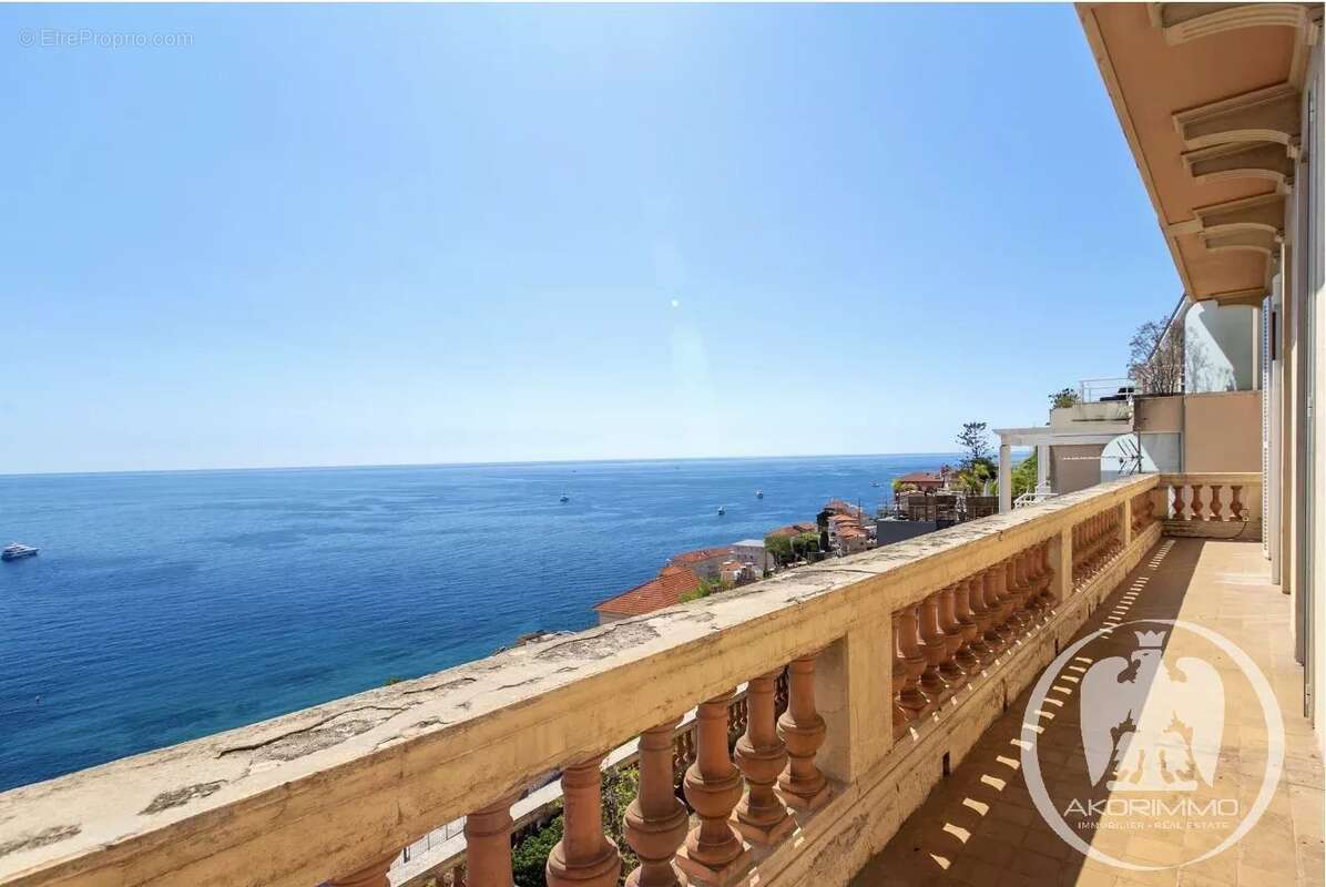 Appartement à ROQUEBRUNE-CAP-MARTIN