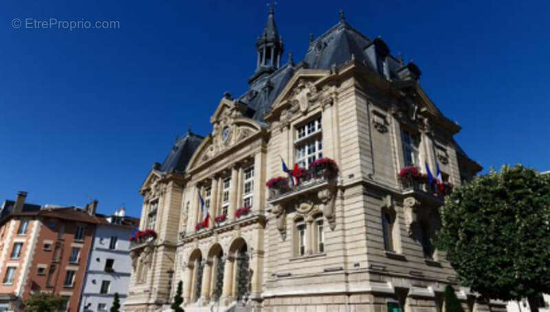 Appartement à SURESNES