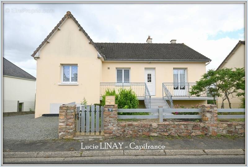 Maison à VILLAINES-LA-JUHEL