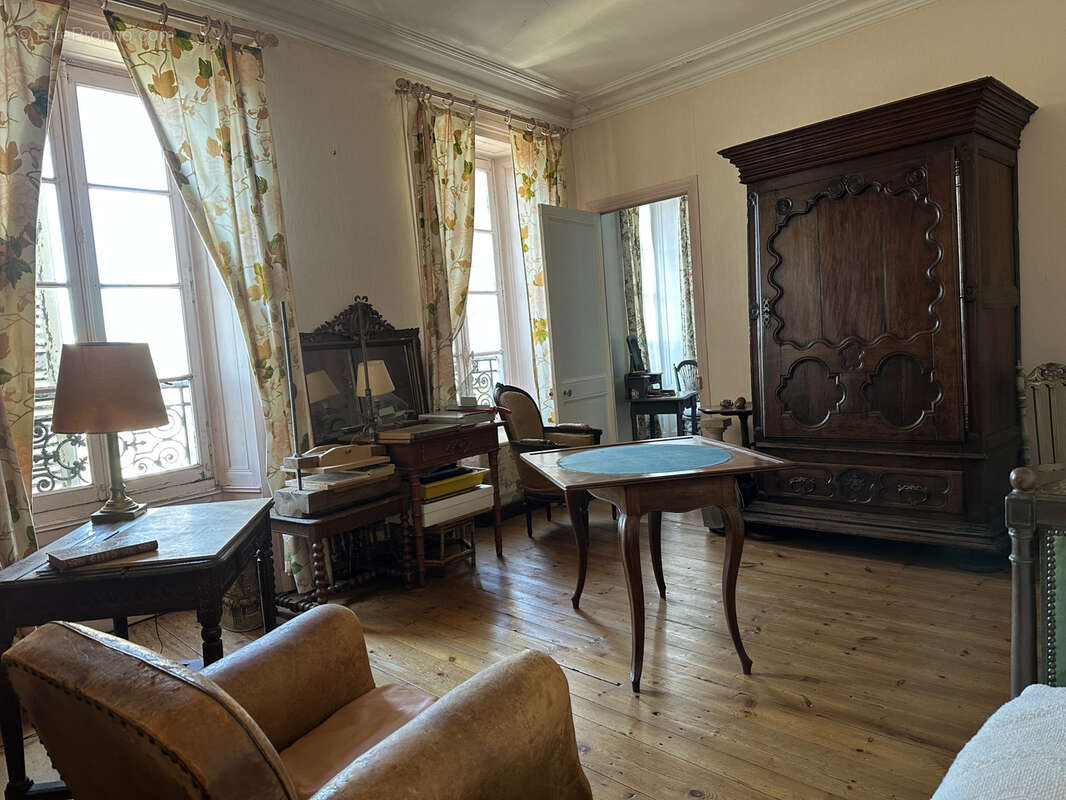 Maison à COGNAC