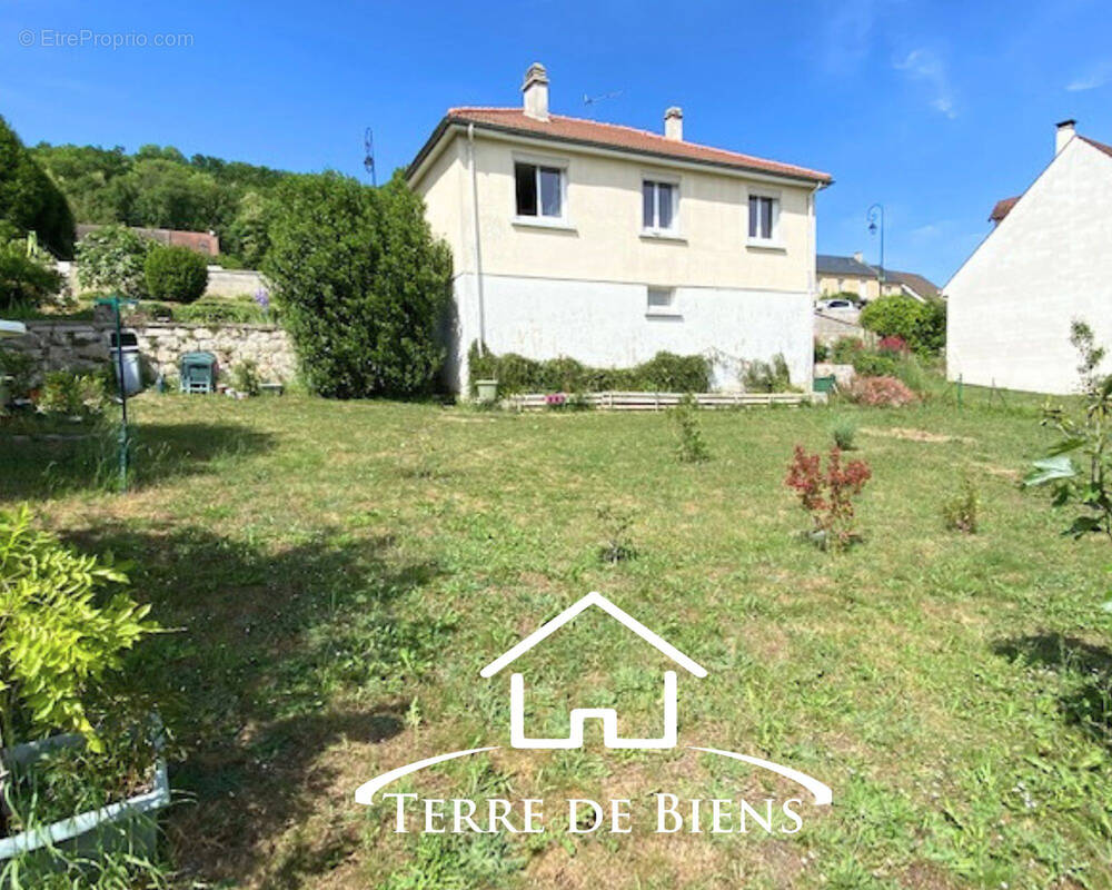 Maison à VIC-SUR-AISNE