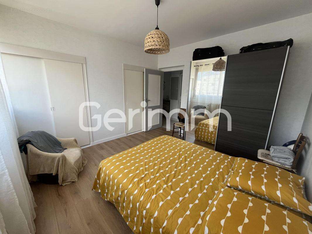 Appartement à FONTAINE