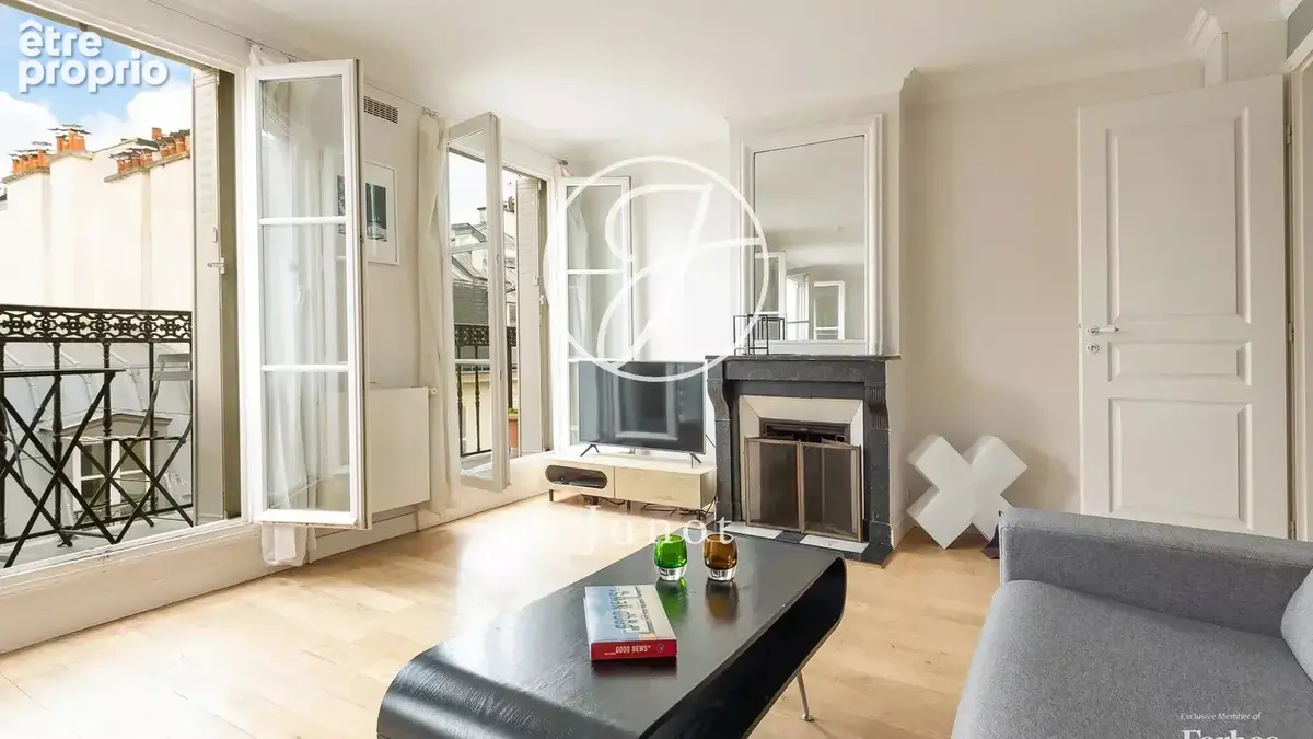 Paris 3e - TEMPLE / SAINT-MERRI - Appartement - 2 pièces - 51,15m² Carrez - 1 chambre - Balcon 4,75m² - Vue dégagée - photo 4