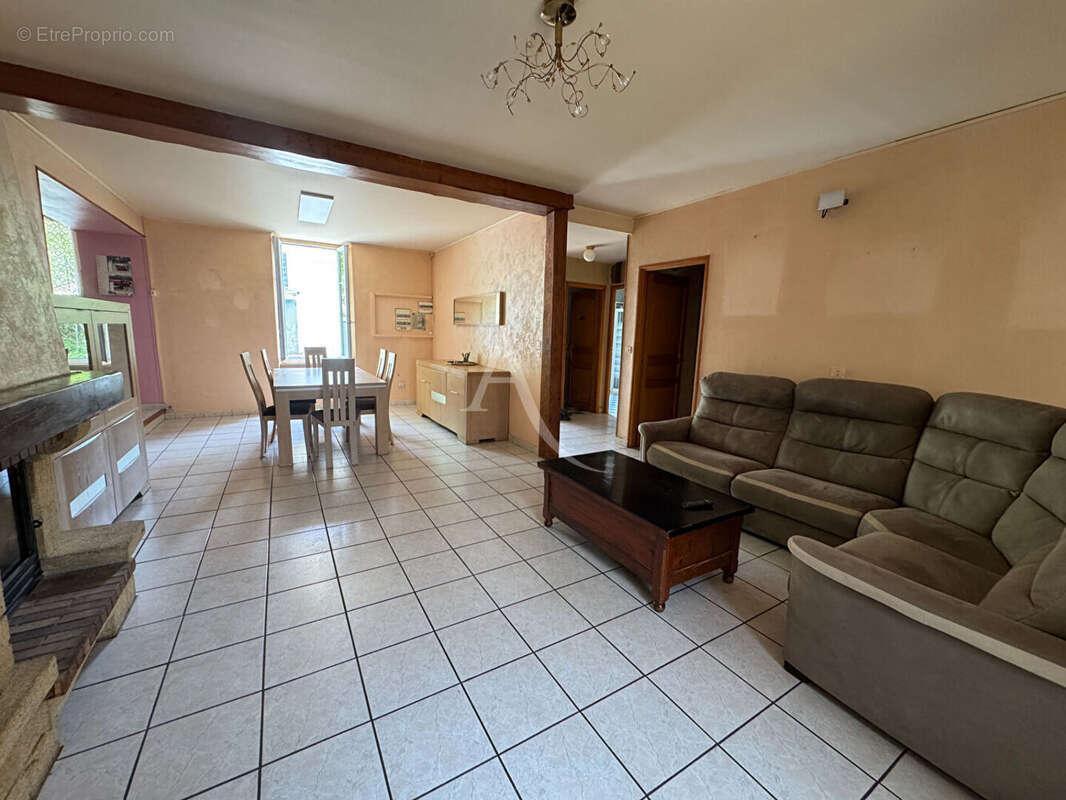Maison à QUILLAN