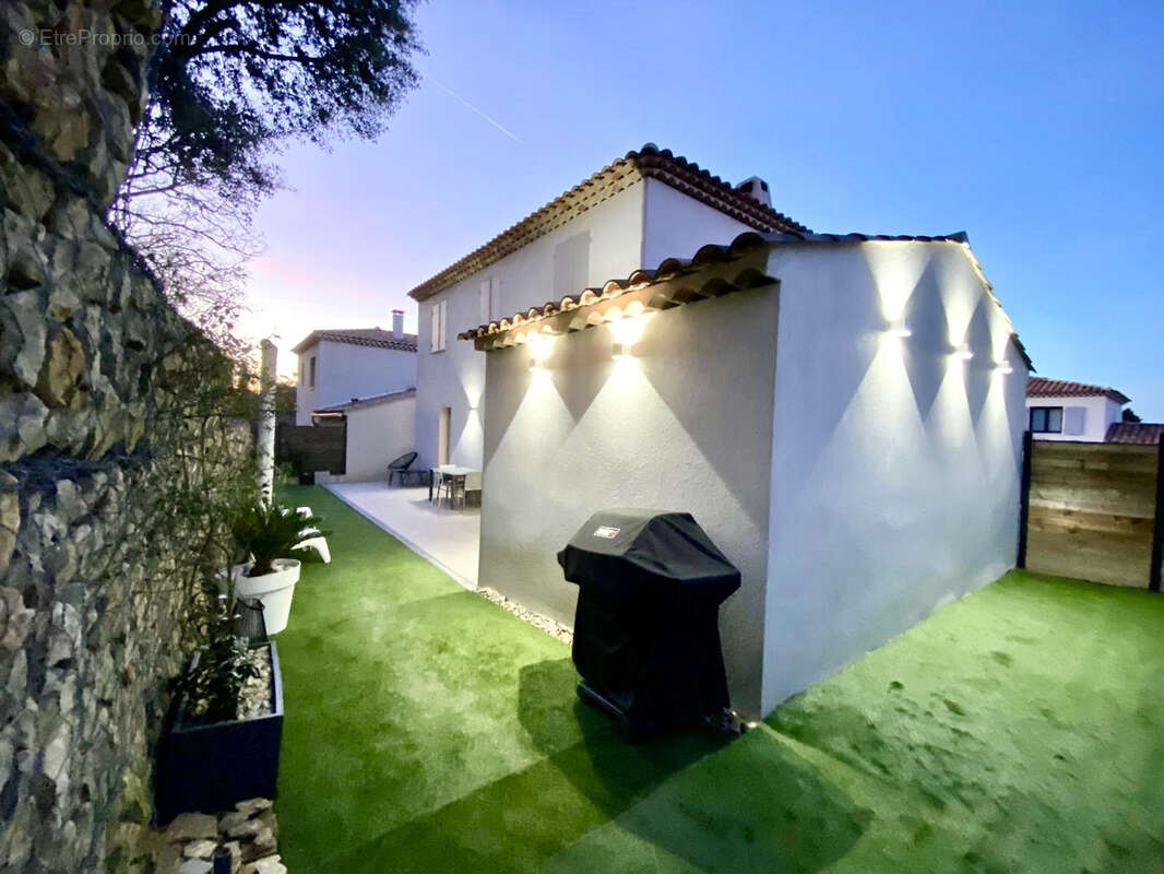Maison à VENELLES