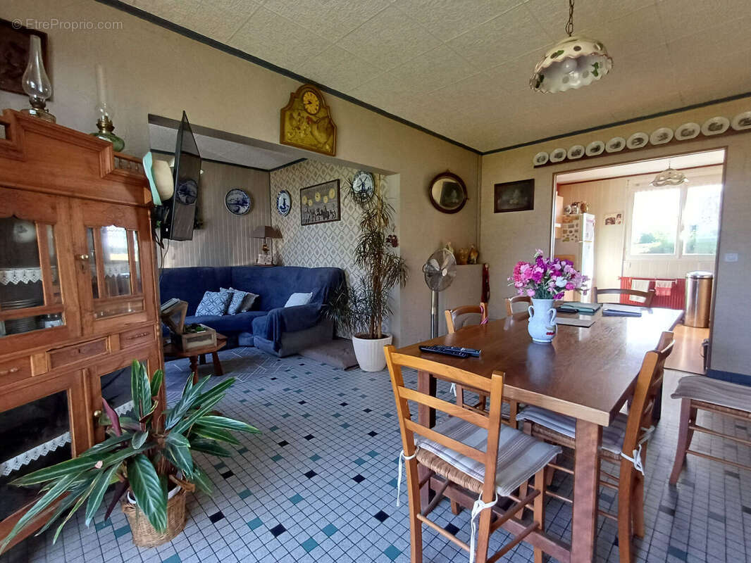 Photo 4 - Maison à SAINT-MARTIN-DES-FONTAINES