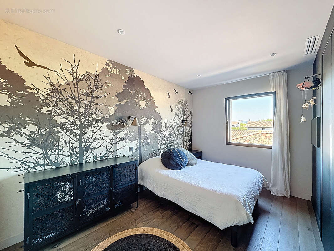 Maison à JASSANS-RIOTTIER