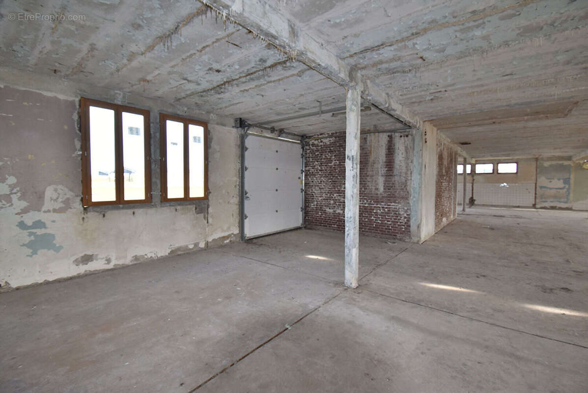 Commerce à SAINT-LEGER-SOUS-BRIENNE