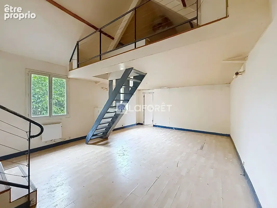 Maison de 94 m²  avec garage triple à Yport . Beau potentiel! - photo 9