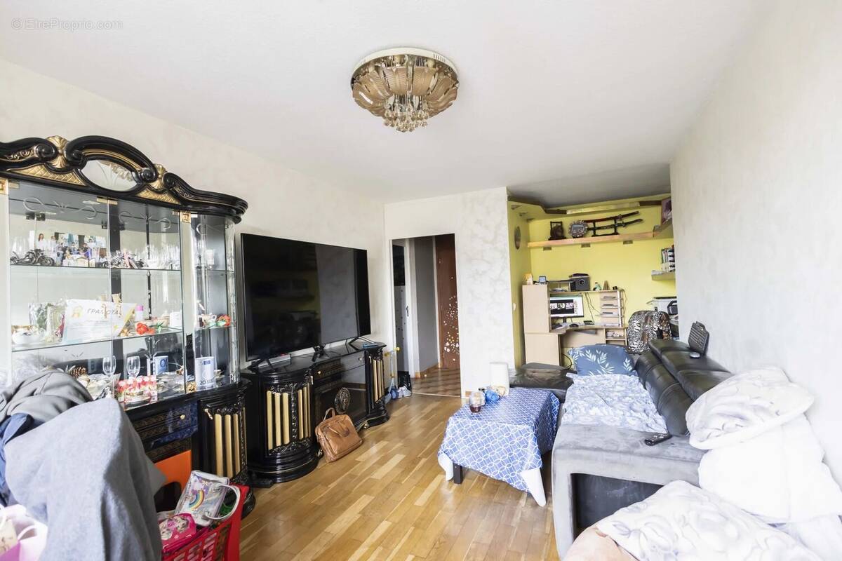 Appartement à LYON-8E