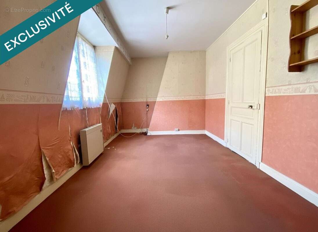 Maison 80 m² à Saint-Quentin  - photo 6