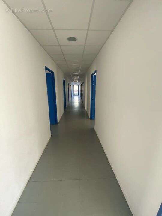 Commerce à GREOUX-LES-BAINS