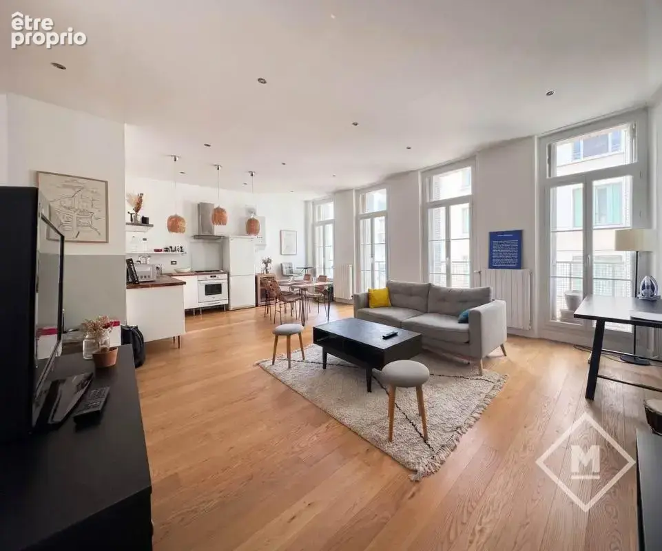 Appartement à MARSEILLE-7E