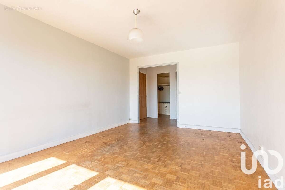 Photo 2 - Appartement à JUVISY-SUR-ORGE