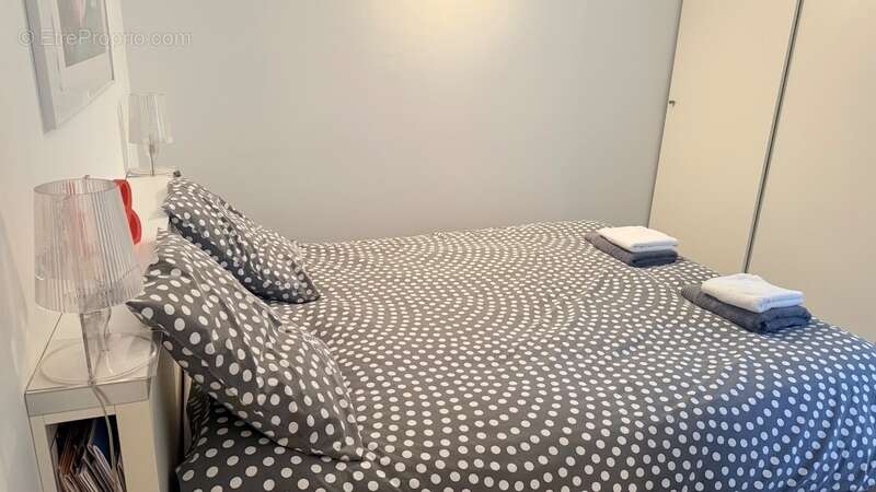 Maison à SUZE-LA-ROUSSE