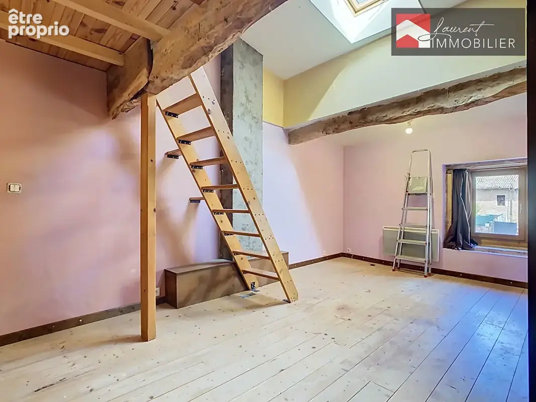 En exclusivité: Maison pleine de charme à PRETY - photo 16