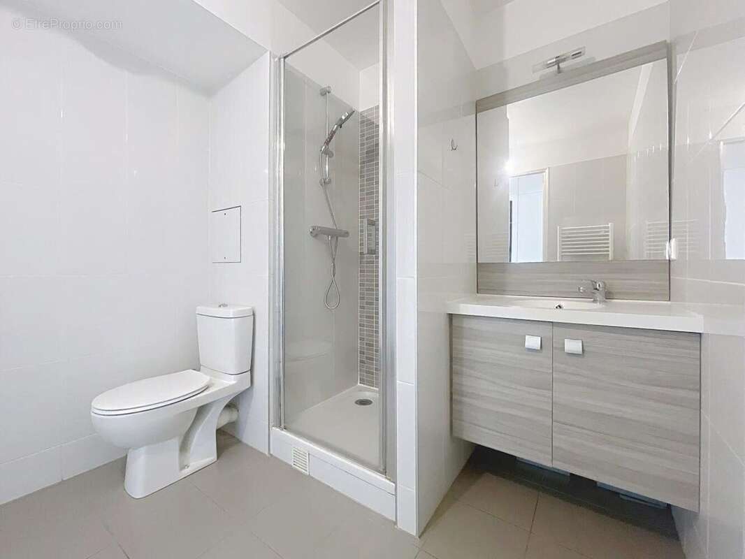 Photo 6 - Appartement à SURESNES