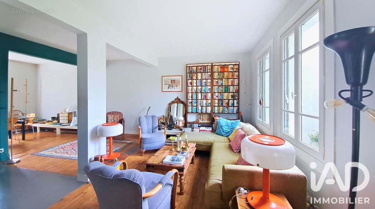 Maison 144 m² à Issy-Les-Moulineaux  - photo 2