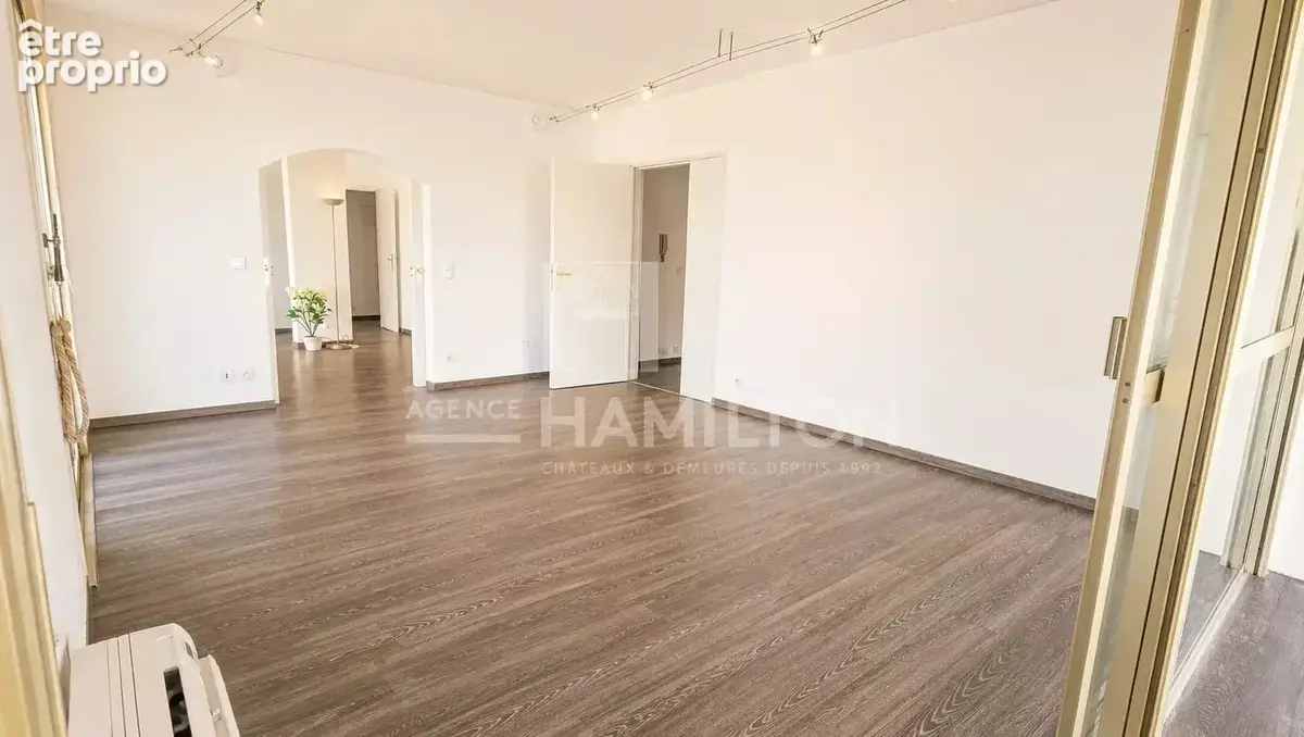 À 15 m de la Plage  Appartement Vue Mer aux Portes de Cannes - photo 3