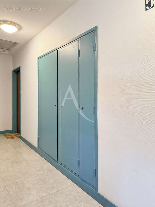 Appartement à PARIS-20E