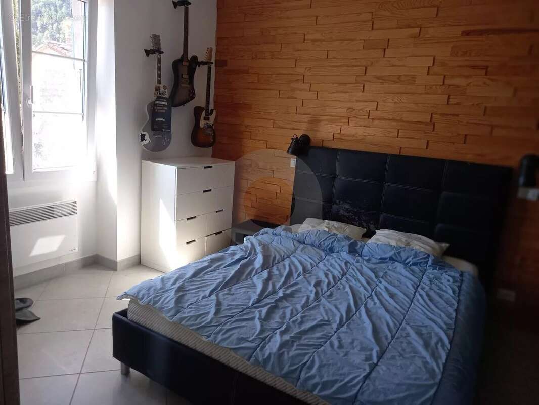 Appartement à CASTILLON