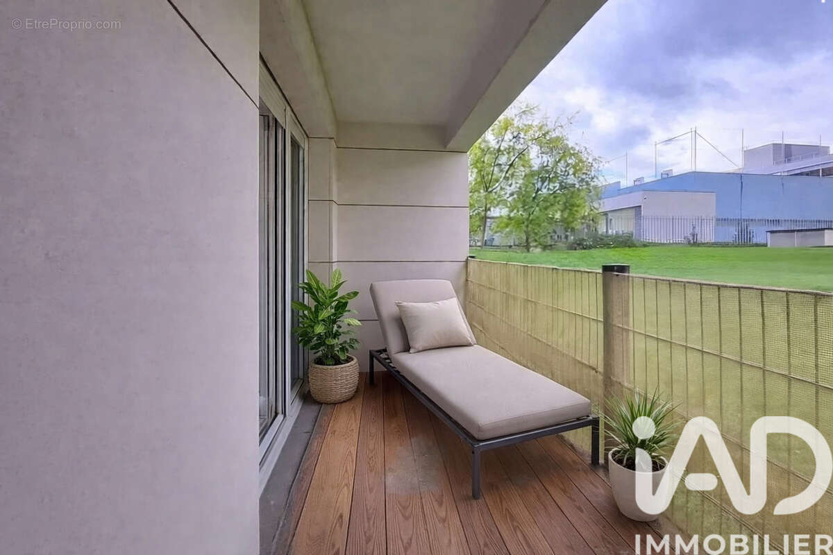 Photo 2 - Appartement à SURESNES